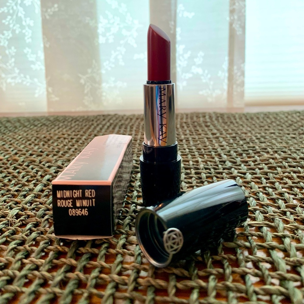 Mary Kay NIP Midnight Red Gel Semi-matte Lipstick